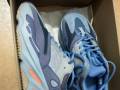 两双全新阿迪达斯42码男鞋低价转让
