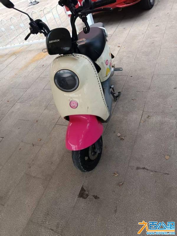 860元出售台电动车可以跑60公里